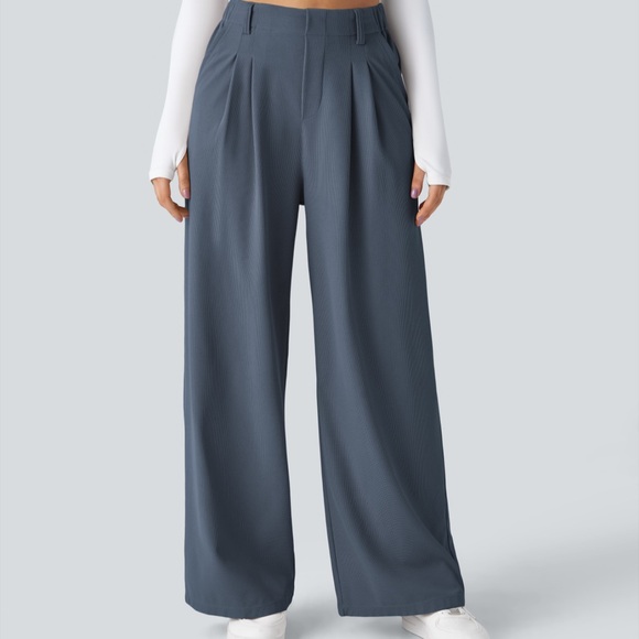HALARA Pleated High-Waist Wide Leg Trousers in Slate - Picture 3 of 7